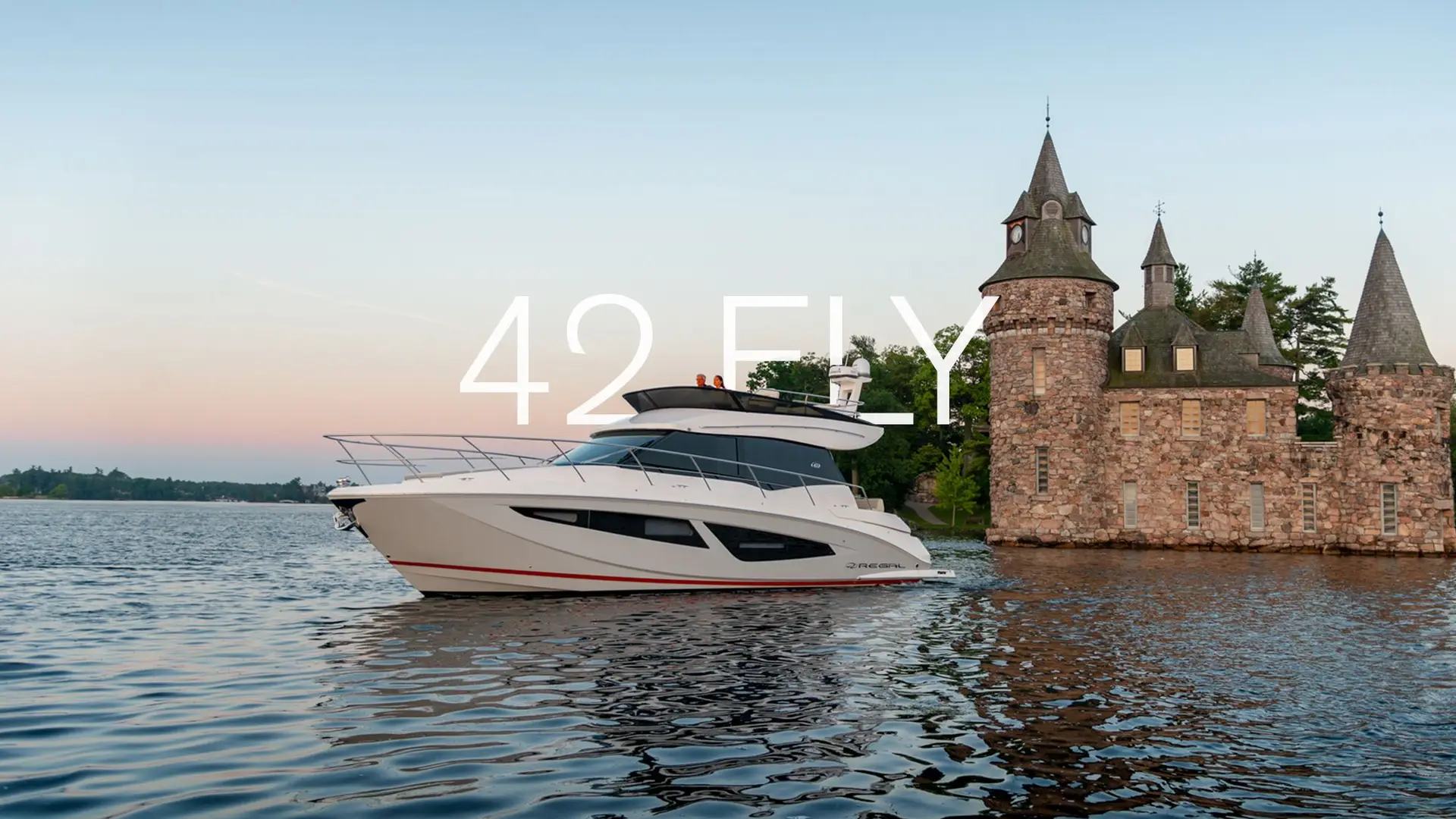 Regal 42 FLY underway