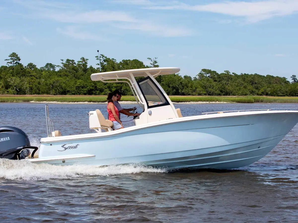 Scout 240 XSF